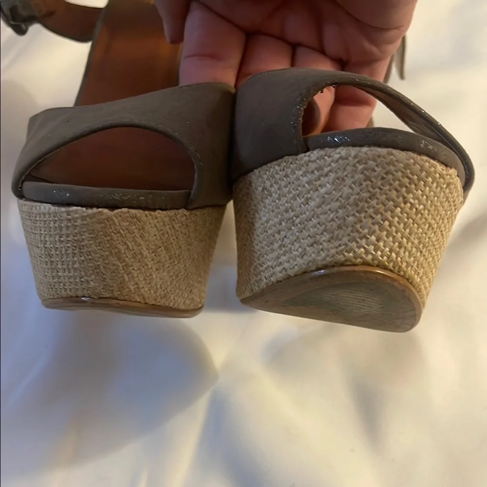 Bakers Gray Platform Heels‎ Excellent Condition